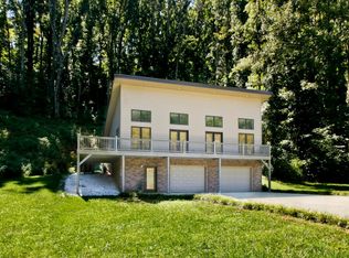 1502 Berry Rd, Knoxville, TN 37920