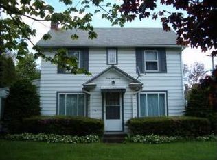 2890 Mercer Rd, New Castle, PA 16105