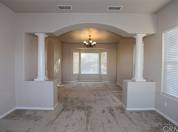 4th image of 726 Cambria Pl
