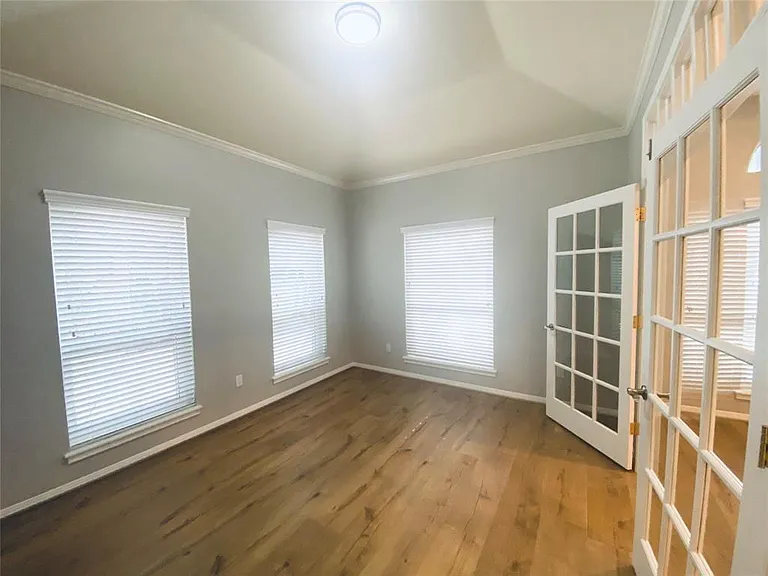 39 Silent Brook Pl — Photo 10