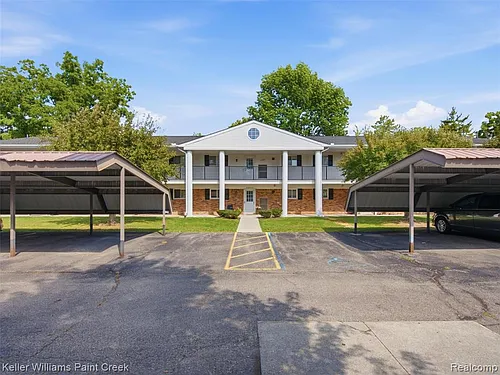 42630 Plymouth Hollow Dr #17 Photo 1