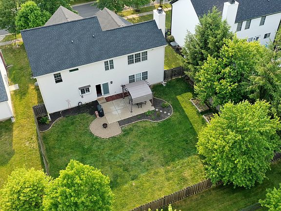 3rd image of 15381 Smithfield Dr