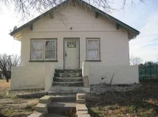 410 N Pine St, Paxton, NE 69155