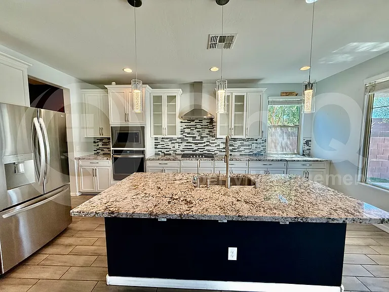 1312 E Gemini Pl — Photo 7