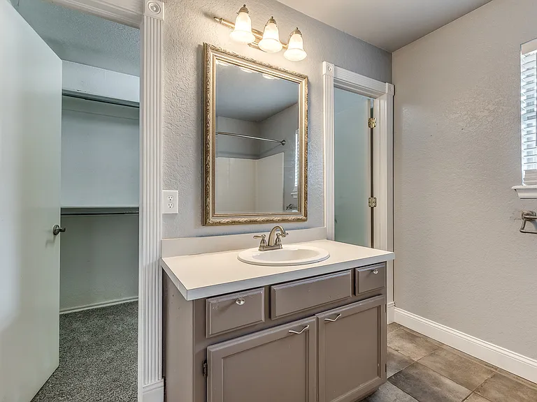 12309 SW 12th St — Photo 34