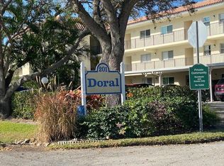 201 Quail Forest Blvd APT 205, Naples, FL 34105