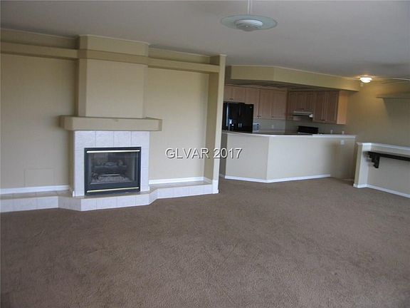 4th image of 484 Aaron Way #0