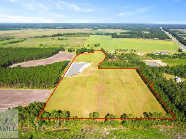 299 Collins Loop, Odum, GA 31555
