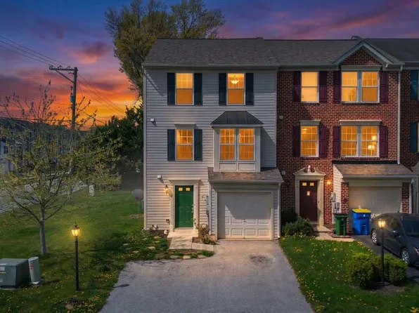 4 Forest View Ter, Hanover, PA 17331