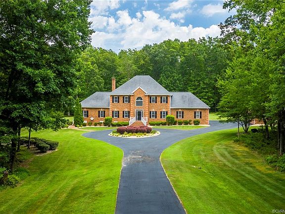 2nd image of 7990 Clay Farm Way