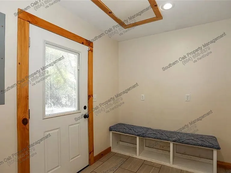 112 Aiken St — Photo 21