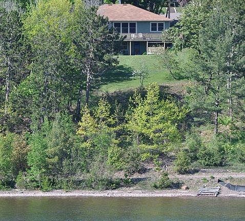 Property runs all the way down to the water