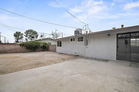 3rd image of 45450 Gadsden Ave #1/2