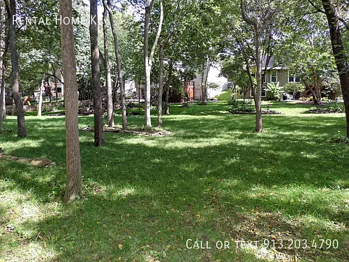 15715 Beverly St — Photo 32
