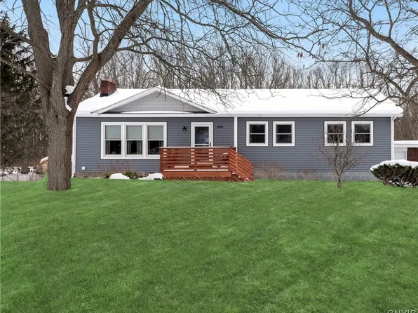 3914 East St, Skaneateles, NY 13152