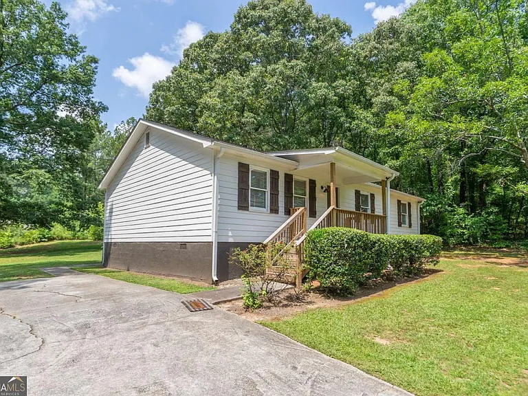 5240 Emmett Still Rd — Photo 5