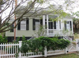 1509 Sealy St, Galveston, TX 77550