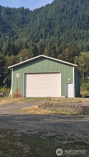2nd image of 145 Tilton Drive