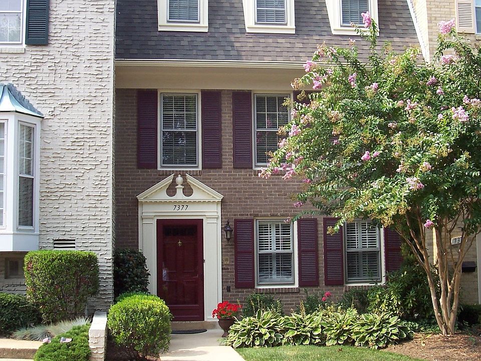 Classic Brick-Front Exterior!