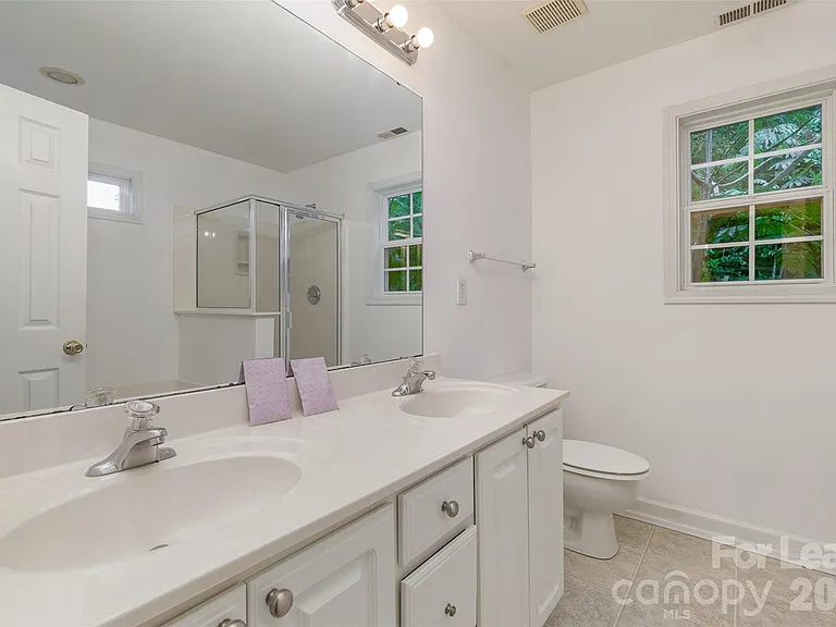 2716 Rabbit Ridge Dr — Photo 14