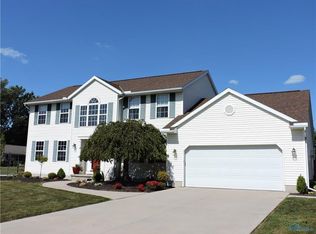 3325 Sunset Dr, Oregon, OH 43616