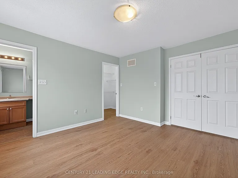 64 Ferguson St — Photo 27