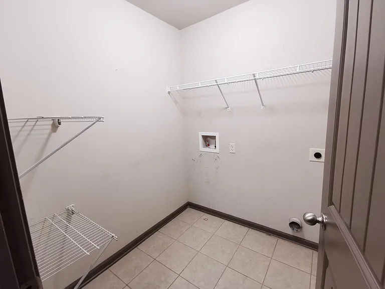 3087 Judith Ct — Photo 13