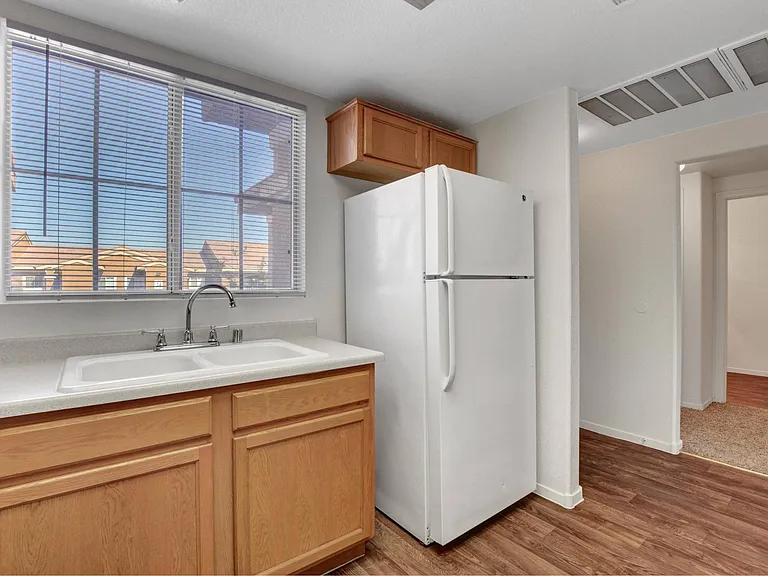 Aspen Peak Condominiums — Photo 26