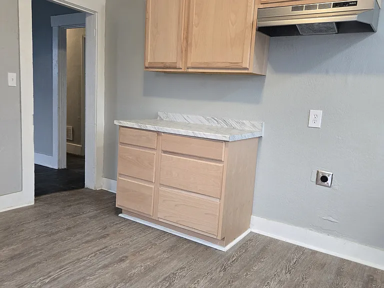 829 S Limestone St #2 — Photo 9