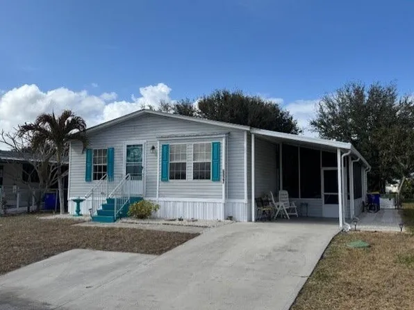 6927 SE Delegate Street, Hobe Sound, FL 33455