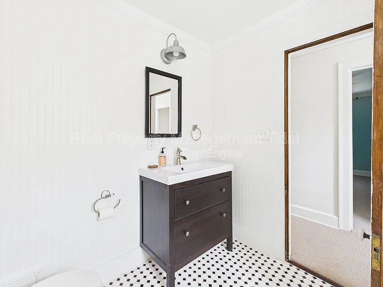 217 Palen Ave — Photo 31