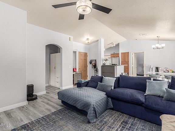 3rd image of 1057 S JAMAICA Way