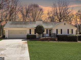 292 Cedar Ridge Dr, Braselton, GA 30517