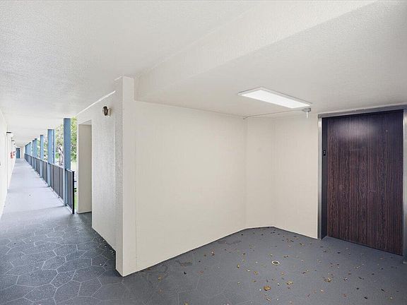 3rd image of 700 SW 128th Avenue #310c