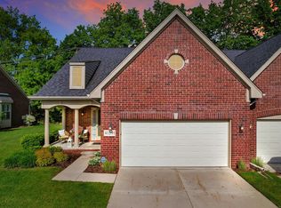 41291 Chestnut Dr #100, Clinton Township, MI 48038
