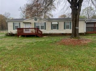 467 Centenary Church Rd, Clemmons, NC 27012