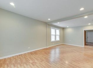 3824 S Sacramento Ave #1, Chicago, IL 60632