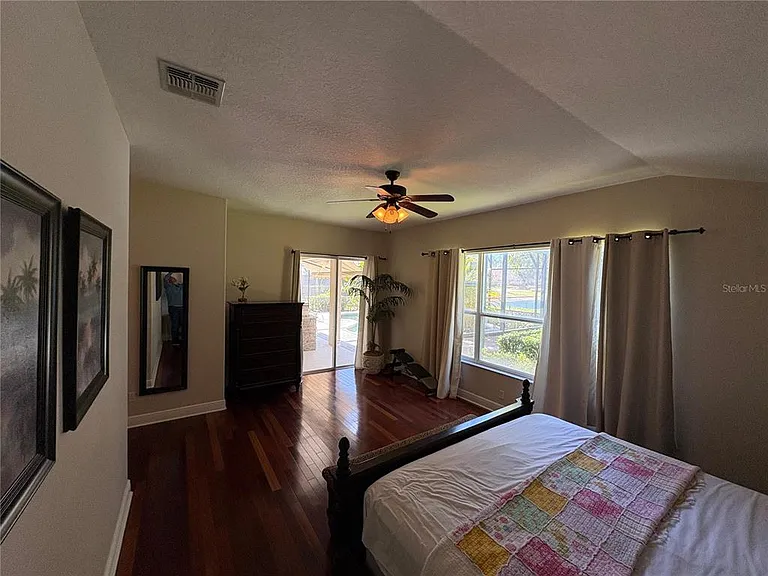 9718 Pineola Dr — Photo 21