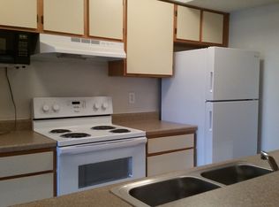 7931 N Hickory St APT 12, Kansas City, MO 64118