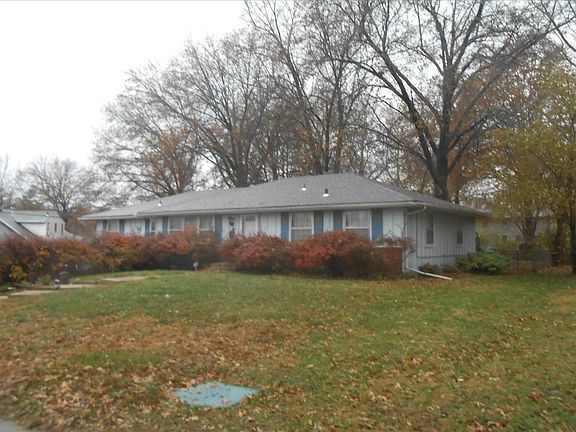 3rd image of 8824 Ford Ave
