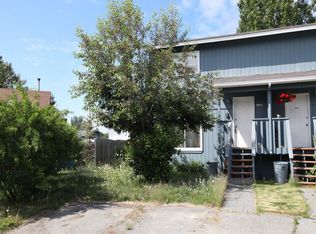 7710 Hill View Cir, Anchorage, AK 99507