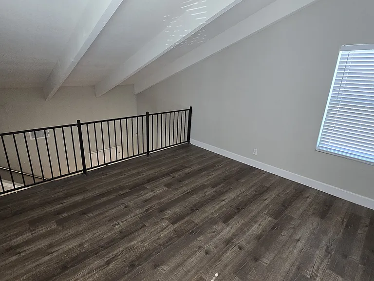 9563 Graham St — Photo 17