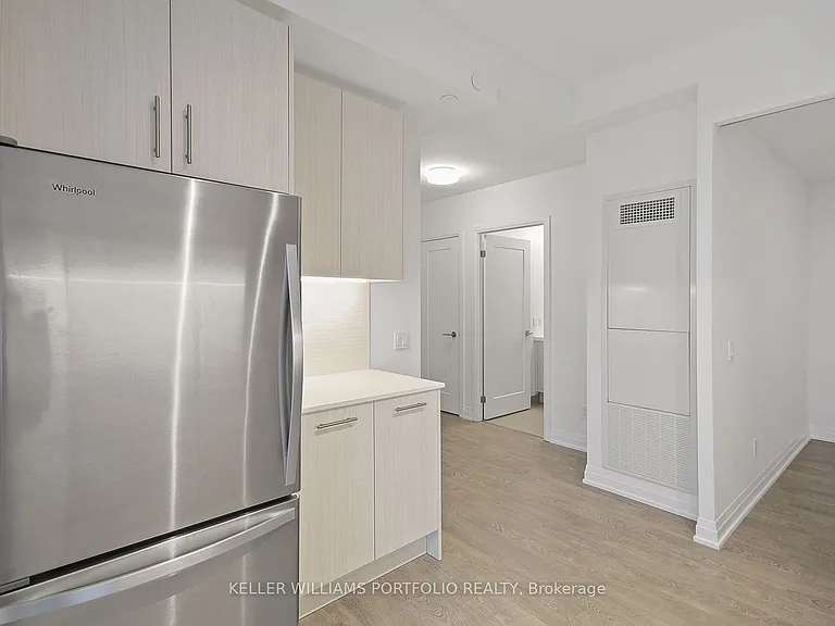 286 Main St #914 — Photo 9
