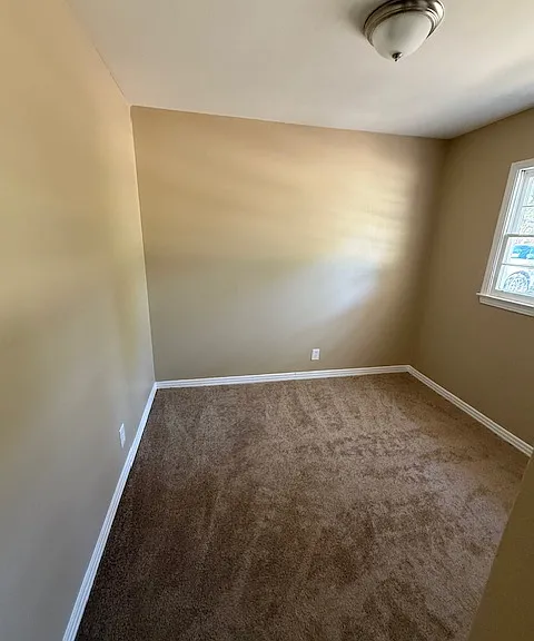 1257 Devander Dr — Photo 6