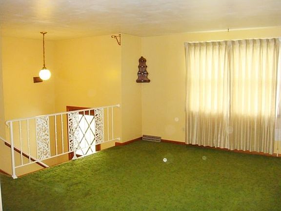 4th image of 4749 Veterans Blvd
