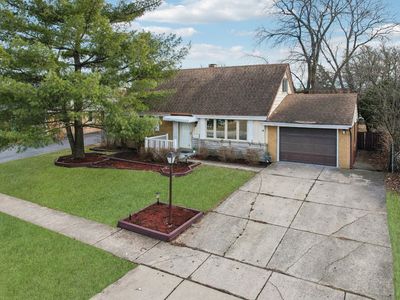 6853 Olympic Dr, Bridgeview, IL, 60455
