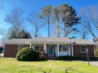 2203 Hambrooks Blvd, Cambridge, MD 21613