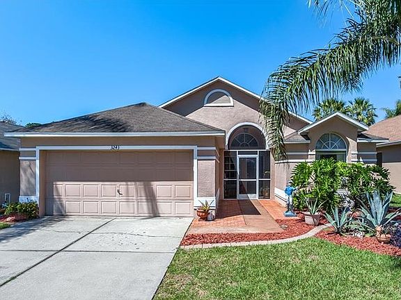 2nd image of 3243 Castle Rock Cir