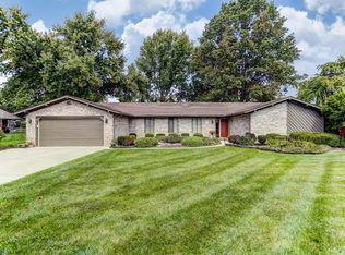 2057 Meadowside Ln, Dayton, OH 45458
