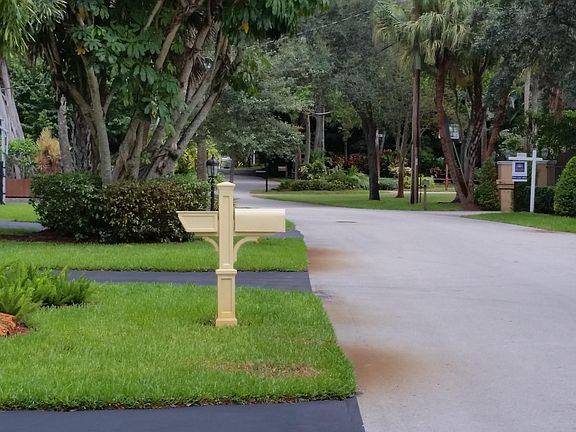 4th image of 2555 Arbor Drive